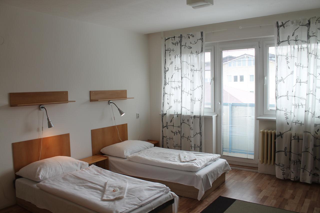 Hostel Turist Zvolen Bagian luar foto